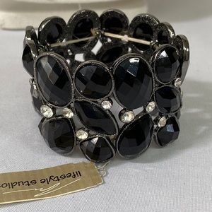Black faceted stone and clear rhinestone bracelet